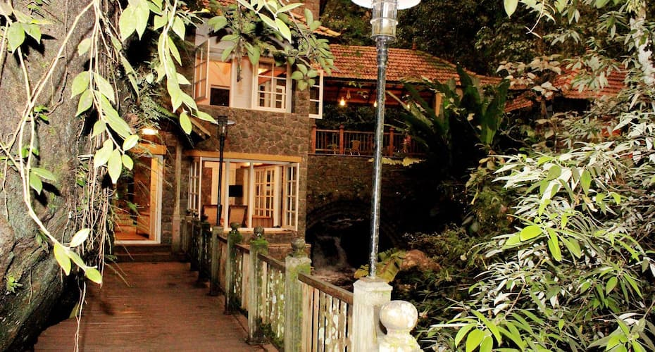 Mayapott Bungalow, Kochi 5